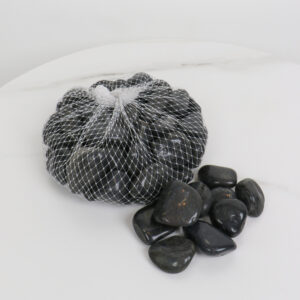 حجر نهري اسود